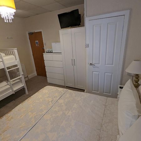 The Stafford Bed & Breakfast Blackpool Oda fotoğraf