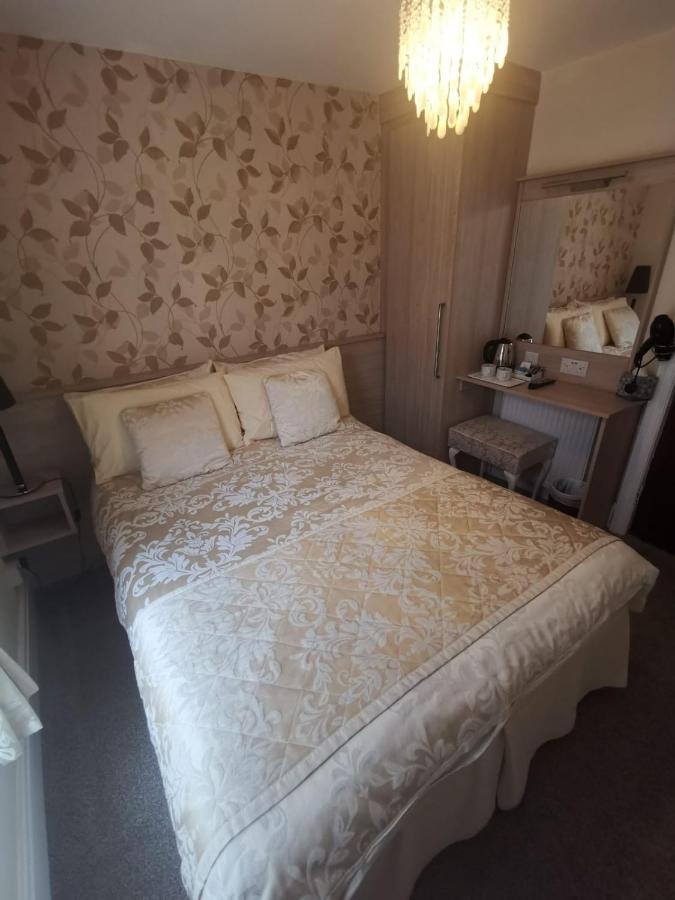The Stafford Bed & Breakfast Blackpool Dış mekan fotoğraf