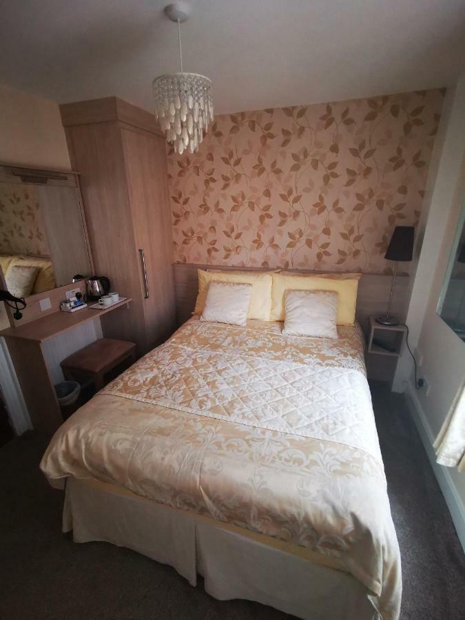 The Stafford Bed & Breakfast Blackpool Oda fotoğraf