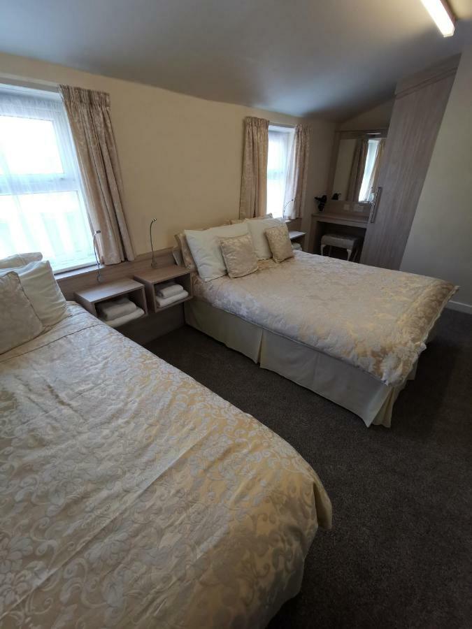 The Stafford Bed & Breakfast Blackpool Dış mekan fotoğraf